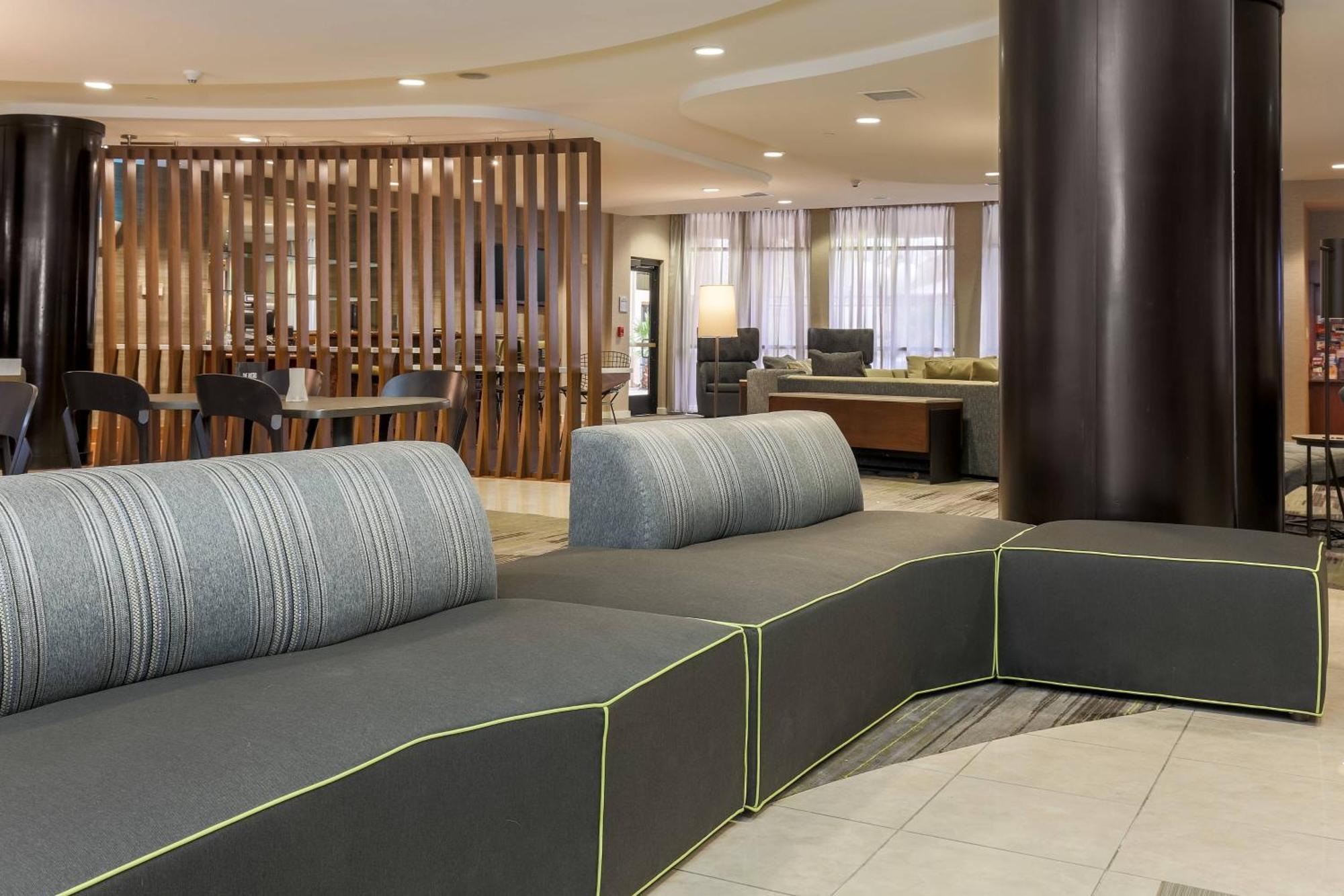 Courtyard By Marriott Las Vegas Stadium Area Exteriör bild