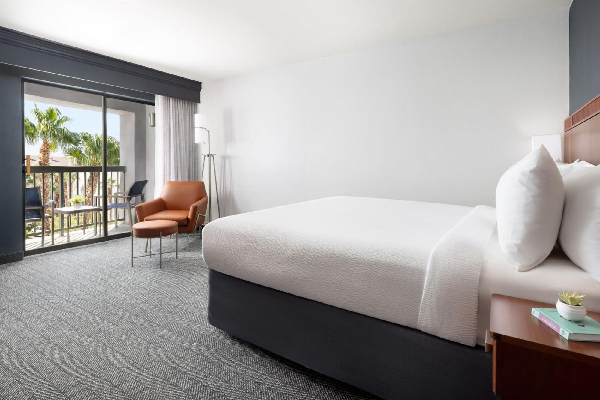 Courtyard By Marriott Las Vegas Stadium Area Exteriör bild