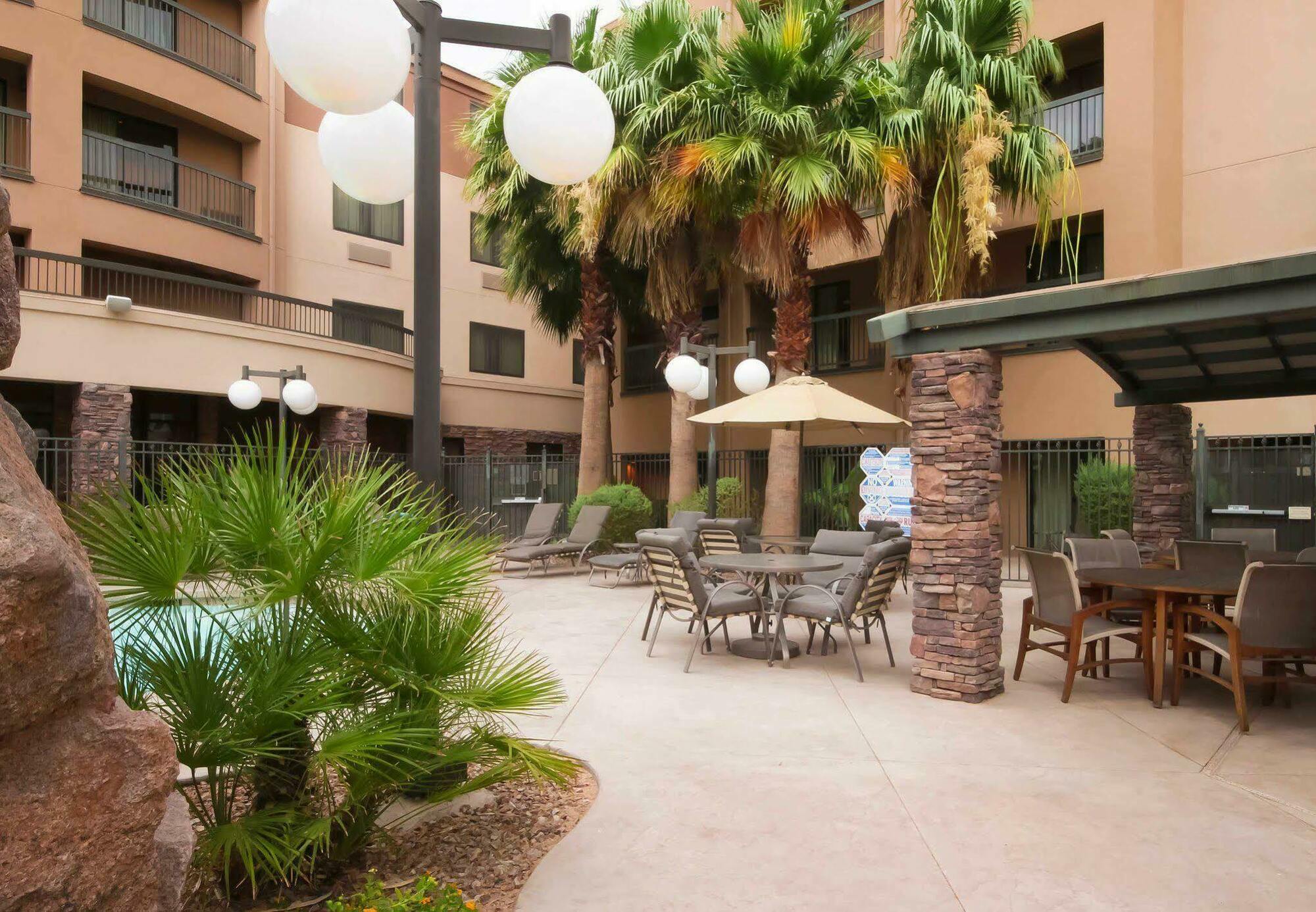 Courtyard By Marriott Las Vegas Stadium Area Exteriör bild